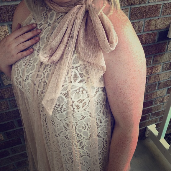 Cream Lace Dress - Picture 1 of 6